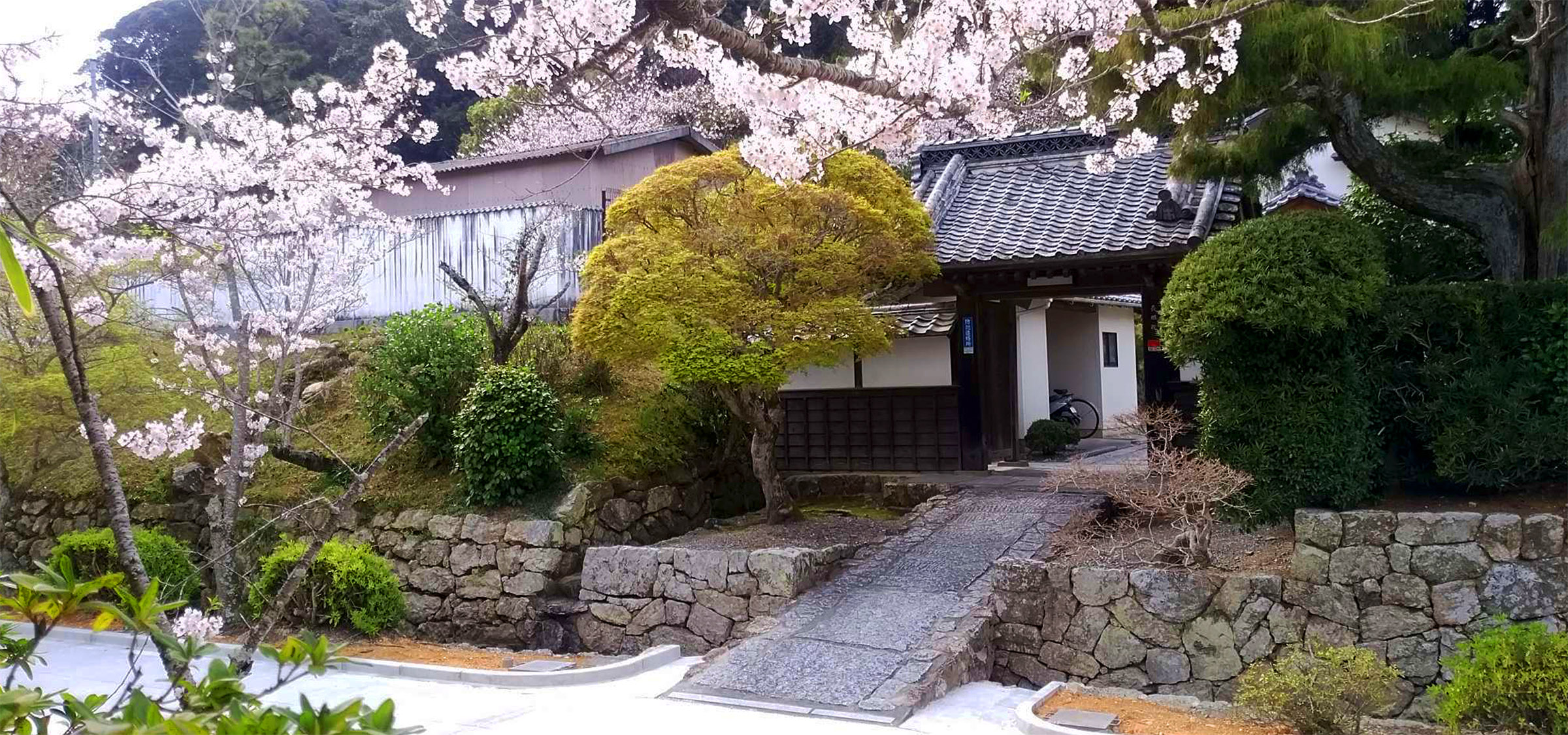 本興寺 ｜ アメイジングガーデン浜名湖